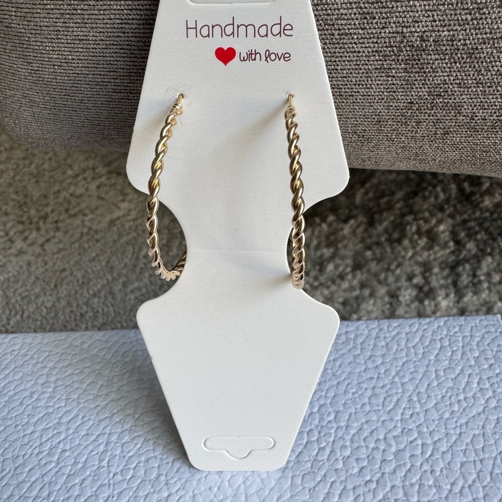 Thin Lightweight Gold Hoop Earrings New